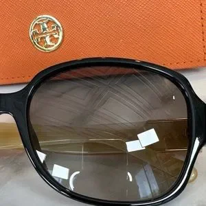 Tory Burch | Accessories | Tory Burch Golden Emblem Black  display picture 2